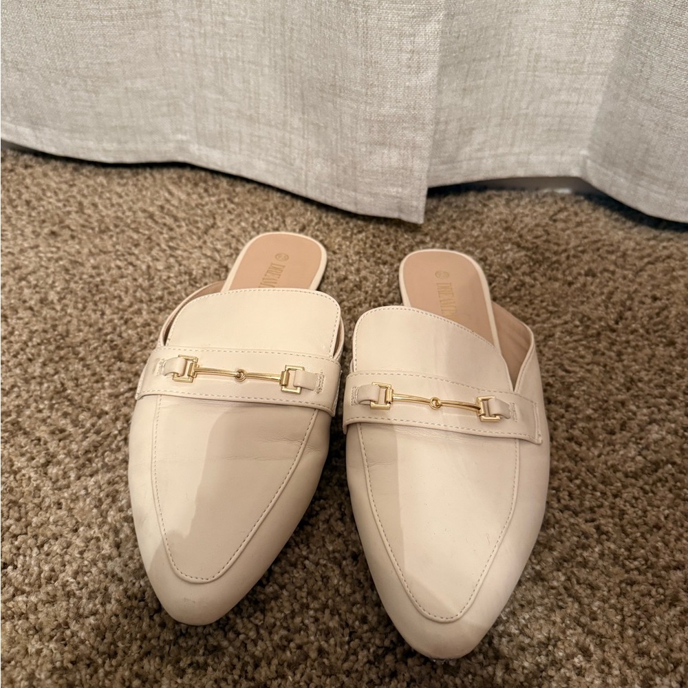 Dream Pairs Cream Loafers with Gold Accent
